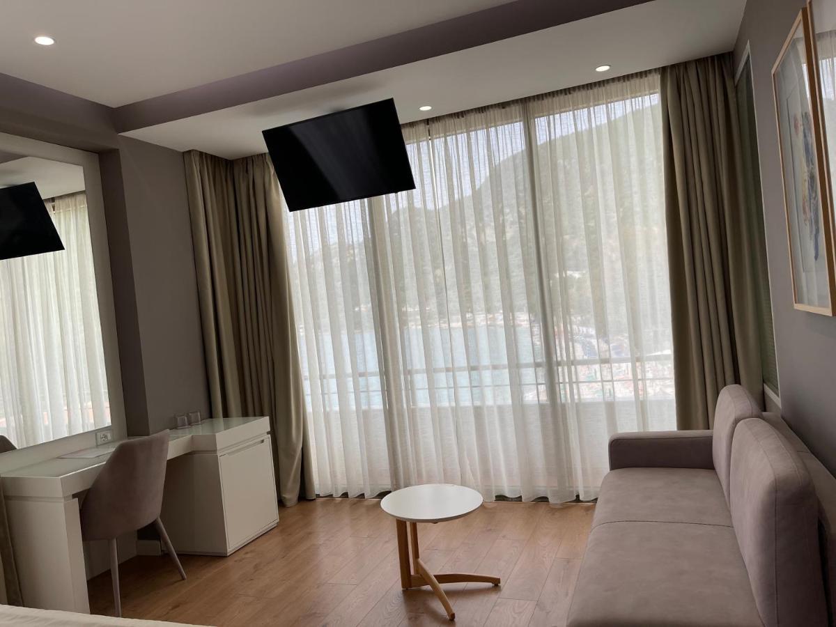 Paradise Beach Hotel Radhimë Екстериор снимка
