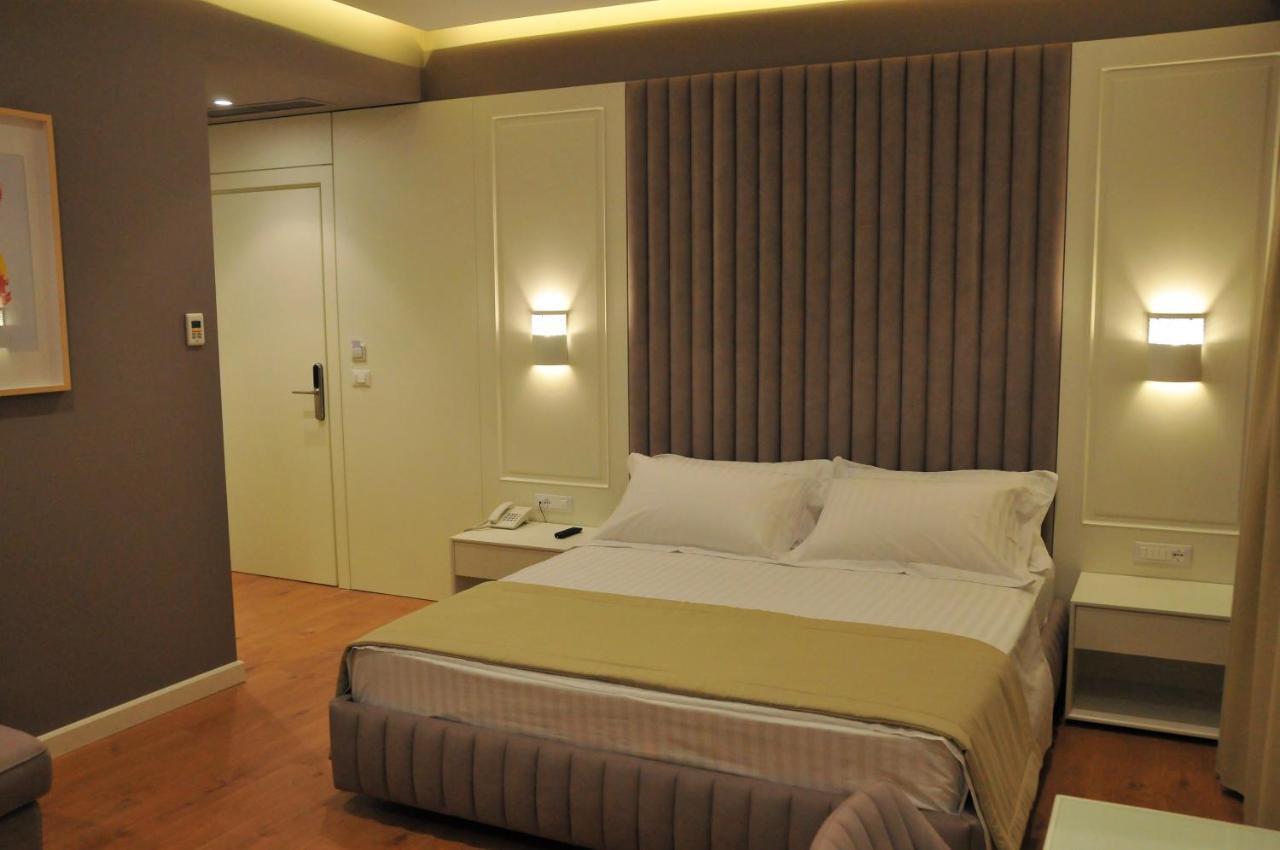 Paradise Beach Hotel Radhimë Екстериор снимка